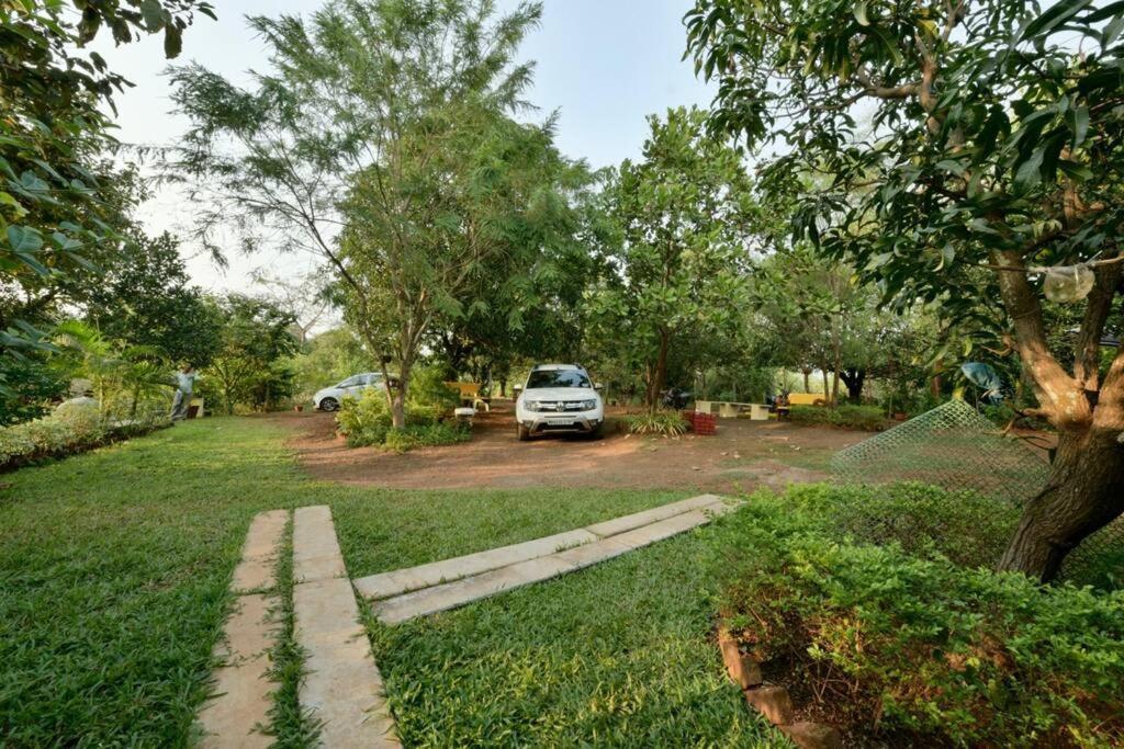 Lobville Homestay Karjat Εξωτερικό φωτογραφία