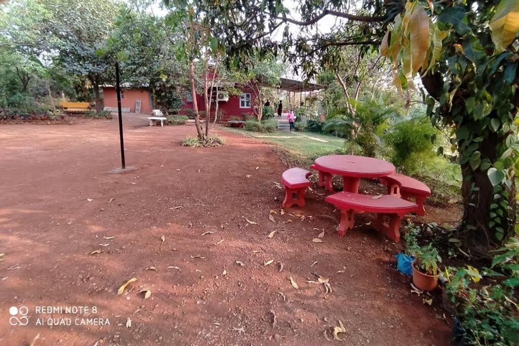 Lobville Homestay Karjat Εξωτερικό φωτογραφία
