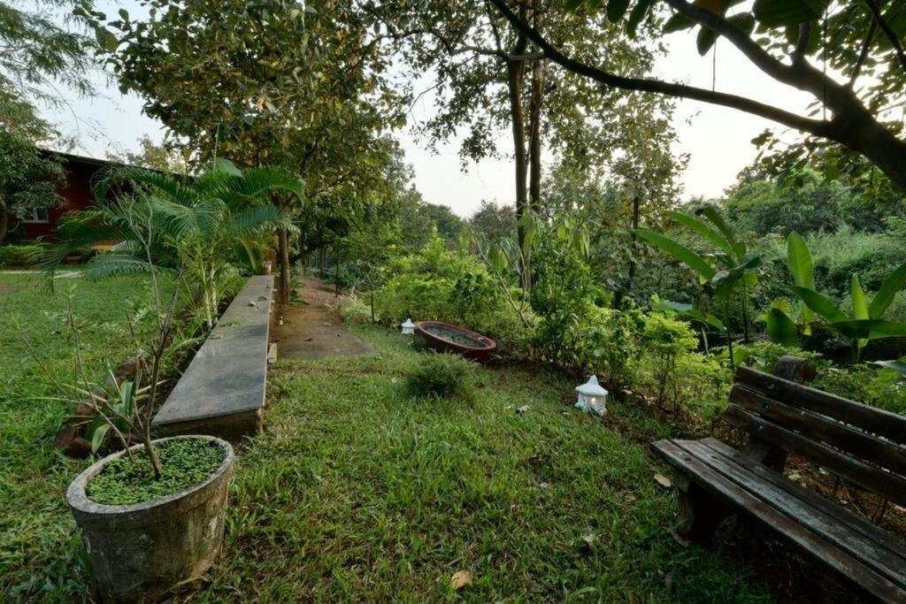 Lobville Homestay Karjat Εξωτερικό φωτογραφία